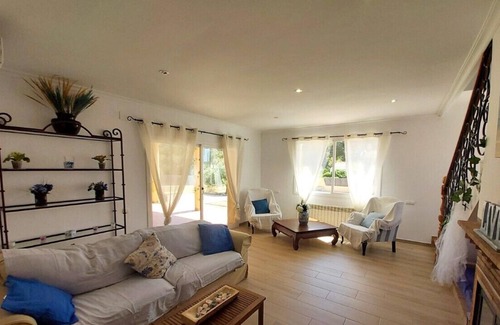 L Almadrava Ski Chalet | GRAN VILLA DE 5 DORMITORIOS CON PISCINA PRIVADA CERCA DE LA PLAYA