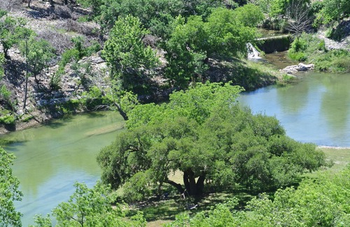 Kerrville House | Granada Springs Ranch on Turtle Creek-sleeps 18