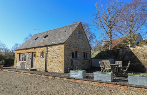 Shipston on Stour Cottage | Granary Cottage