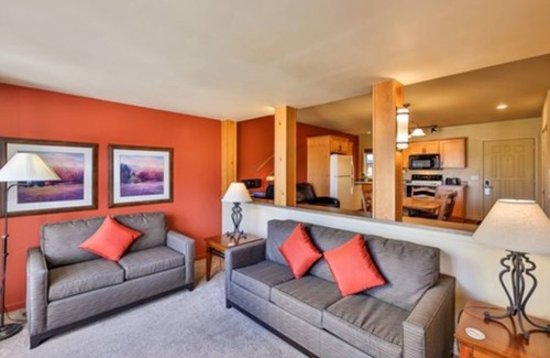 Silvercreek Resort | Granby Ranch, 2 BR, near Winter Park. Slopeside. Sleeps 8.nn