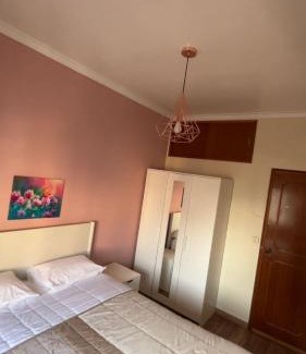 Odivelas Apartment | Grand 3 chambres 6 pers proche Lisbonne Partager Enregistrer