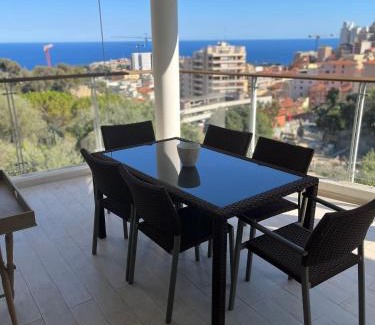 Beausoleil Apartment | Grand 3 pièces avec terrasse vue mer tout confort