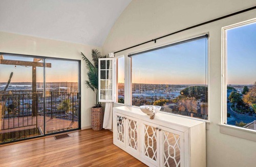 Old Town House | Grand 7BR Villa | Luxury Living Stunning Views