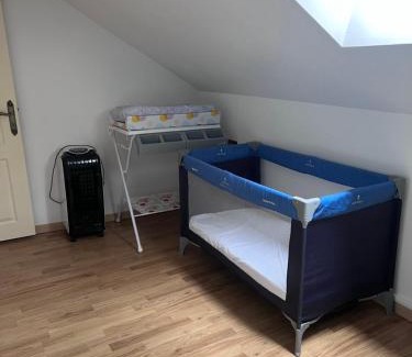 Verneuil-sur-Avre Apartment | Grand Appartement lumineux 2ch. Ville historique.