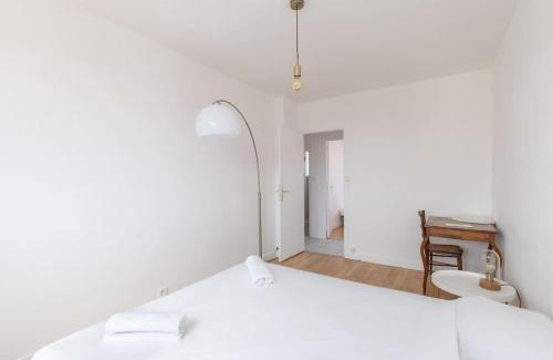 Villefranche-sur-Saone Apartment | Grand Appartement Cosy - Parking & Balcon