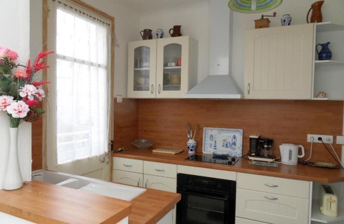 Notre-Dame-de-Monts Apartment | Grand appartement à l'étage d'une villa petite vue mer