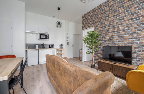 Saint-Etienne Apartment | Grand Appartement « City » Spacieux, Moderne Dans le Centre