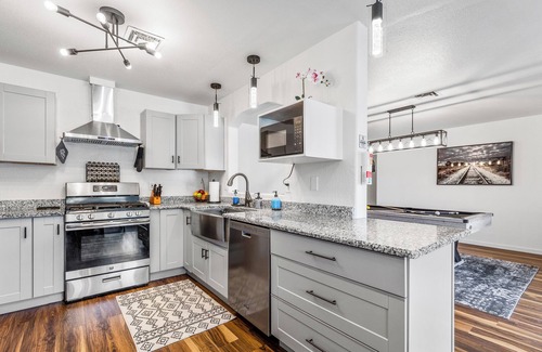 Williams House | Grand Canyon Casa w/Theater, Arcade Games, Pool Table in Williams, AZ Rte. 66!