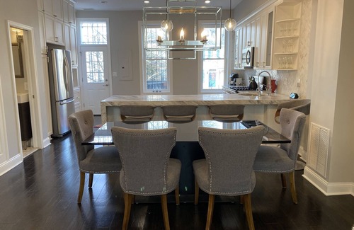 Stanton Park House | Grand Capitol Hill Home, 4 BR, 3.5 BA, 3 levels, large kitchen, 2250SF