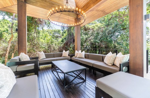 Zimbali Coastal Estate House | Grand Coastal 4Bed: Luxury Experience in Zimbali