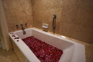 Depok Hotel | Grand Diamond Hotel Yogyakarta - Formerly Grand Quallity Hotel