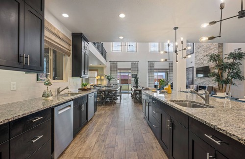 Santa Clara House | Grand Elite Retreat - 2 side by side units, sleeps 62! Pool, Hot Tub, Resort.