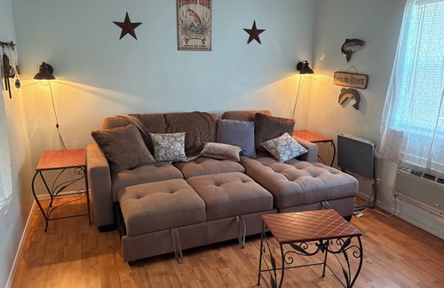 Grove Cabin | Grand Fish Inn on Wolf Creek with dock access - perfect getaway spot!