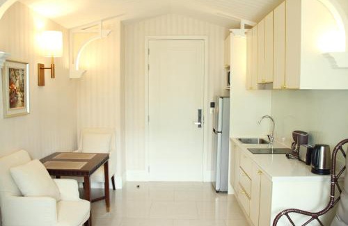 Na Chom Thian Apartment | Grand Florida芭提雅带免费游泳池温泉和健身房和办公区水上花园公寓E208