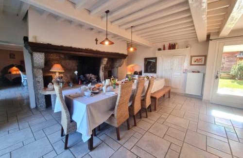 Saint-Jean-la-Vetre House | Grand gîte familial au cœur du Forez, cheminée, sauna, pour 14 personnes - FR-1-496-349
