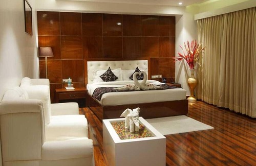 Kanpur Hotel | Grand Geet Hotel