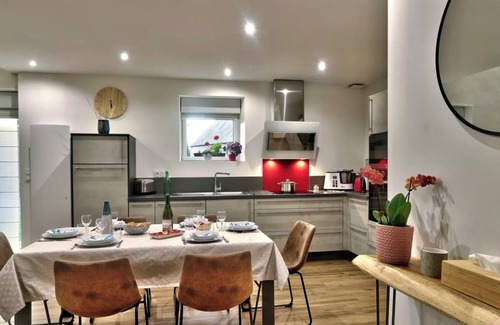 Quemeneven House | Grand gite avec spa intérieur