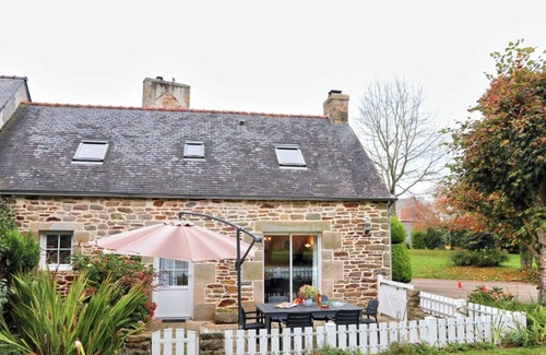 Quemeneven House | Grand gite avec spa intérieur