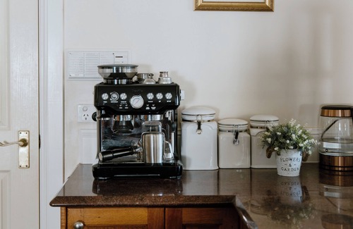 Balmoral Ridge House | Grand Hinterland Queenslander - for groups, Maleny