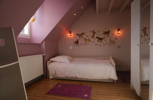 Courtoisville-Sillon-Moka Hotel | Grand Hotel de Courtoisville