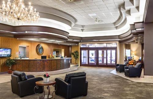 Minot Hotel | Grand Hotel