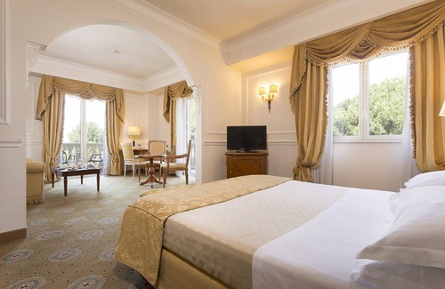 San Marco Evangelista Hotel | Grand Hotel Vanvitelli