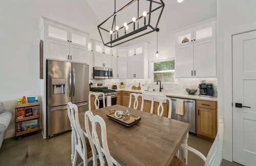 Eucha House | Grand Lake Waterfront