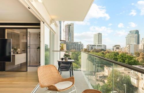 Tel Aviv Apartment | Grand Lapin Penthouse