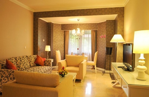 Mataram Hotel | Grand Legi Mataram