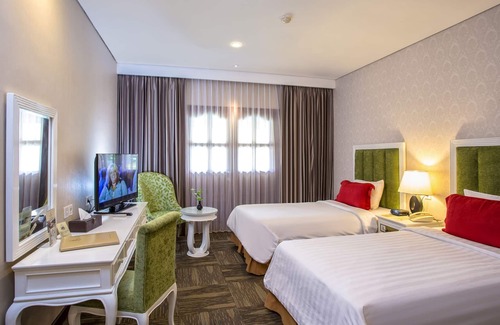 Mataram Hotel | Grand Legi Mataram