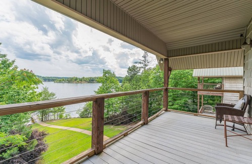 Arley House | Grand Lodge: 7 BR, 4.5 BA House in Arley, Sleeps 20