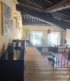 Saint-Victor Apartment | Grand Loft en plein coeur du Vieux-Port