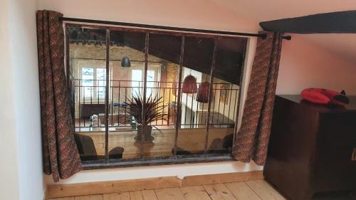 Saint-Victor Apartment | Grand Loft en plein coeur du Vieux-Port