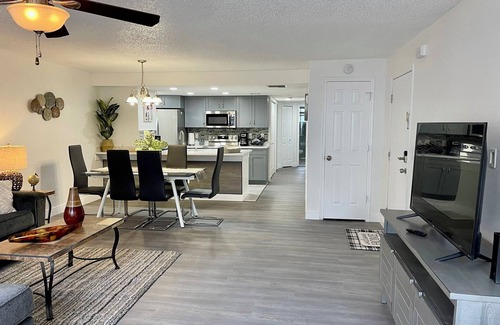 Royal Palm Bay Apartment | Grand Luxury 3BR Condo near Disney Parks