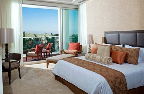 Valle Dorado House | GRAND LUXXE TWO BEDROOM MASTER SUITE
