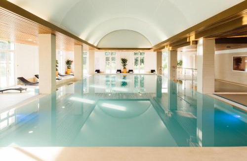 Magny-le-Hongre Hotel | Grand Magic Hotel Marne La Vallée