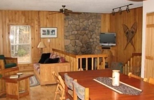 Grand Marais Cabin | Grand Marais Deviltrack Lake Home!