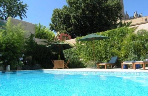 Capestang Villa | Grand old Villa with pool in the heart of Capestang town (on the Canal du Midi)