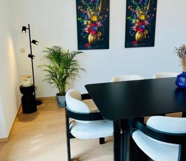 Lower Town Apartment | Grand Place View - 2bd - Exclusive Apartment