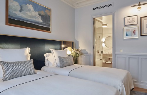 Champs-Elysees Hotel | Grand Powers