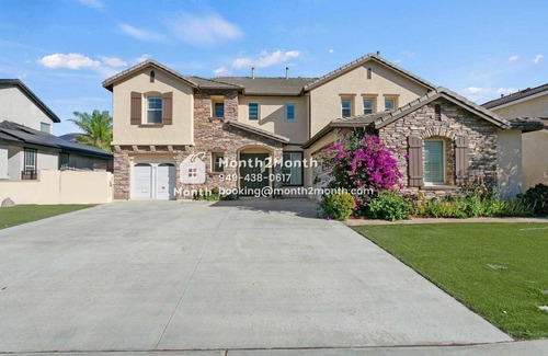 Eastvale House | Grand Retreat on Cari Court #41964