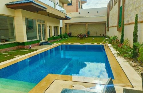 Sheikh Zayed City Apartment | Grand Room