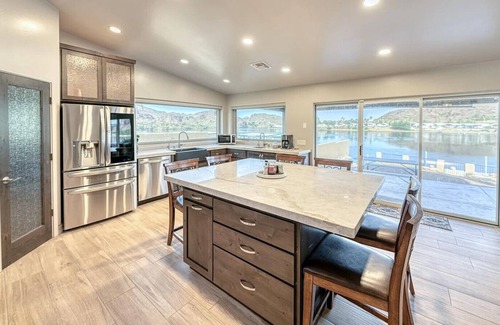 Parker Strip House | Grand Sand Riverfront, private beach & boat dock