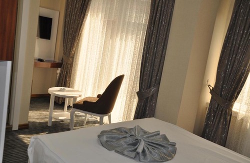 Ulus Hotel | Grand Sera Hotel
