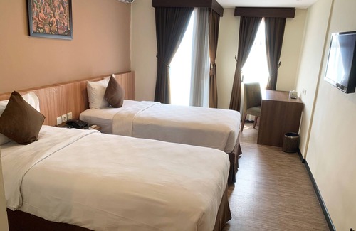 Panunggangan Utara Hotel | Grand Serpong Hotel