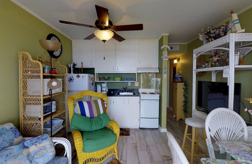 Cherry Grove Beach Apartment | Grand Strand Resort Unit 1