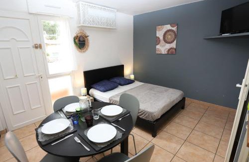 Argeles Plage Apartment | Grand studio 4 50m de la plage pour 4