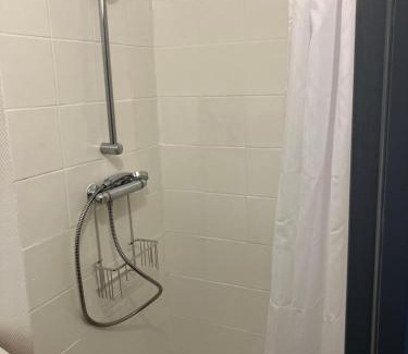 Cholet Apartment | Grand studio centre ville St Pierre