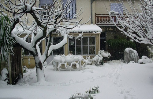 Avignon Apartment | GRAND STUDIO CLIMATISE, INDEPENDANT DANS VILLA AVEC JARDIN, Tranquility assured