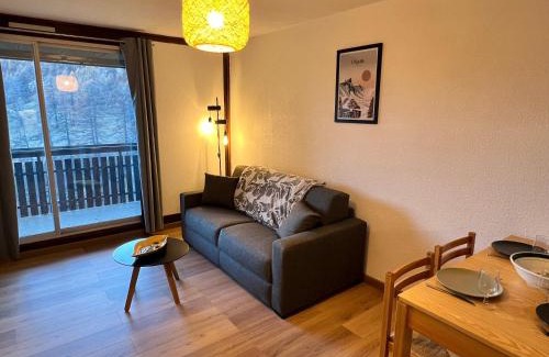 Allos Apartment | Grand studio cosy et rénové - Vue montagne